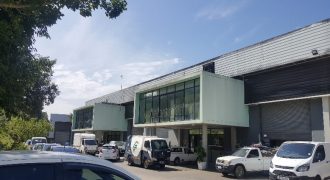 Industrial Warehouse To Rent in Briardene