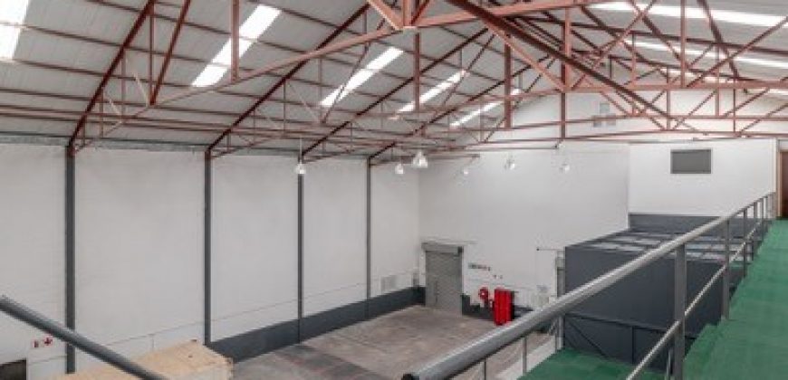 Warehouse To Rent in Strand